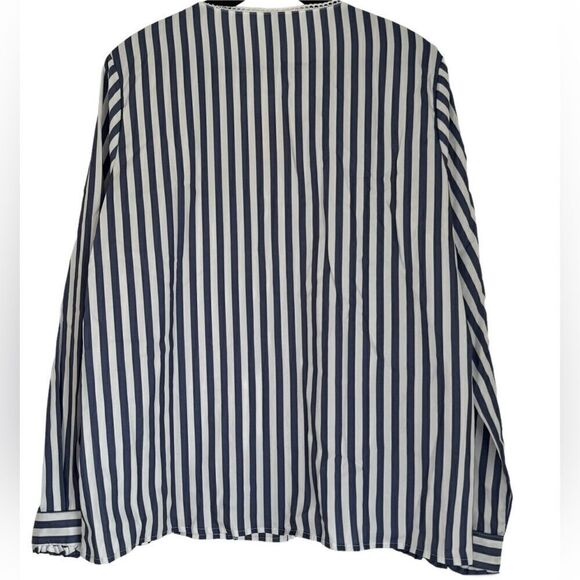 NORACORA Blue/White Stripe Button Front Shirt Blouse Size Large - Picture 2 of 4